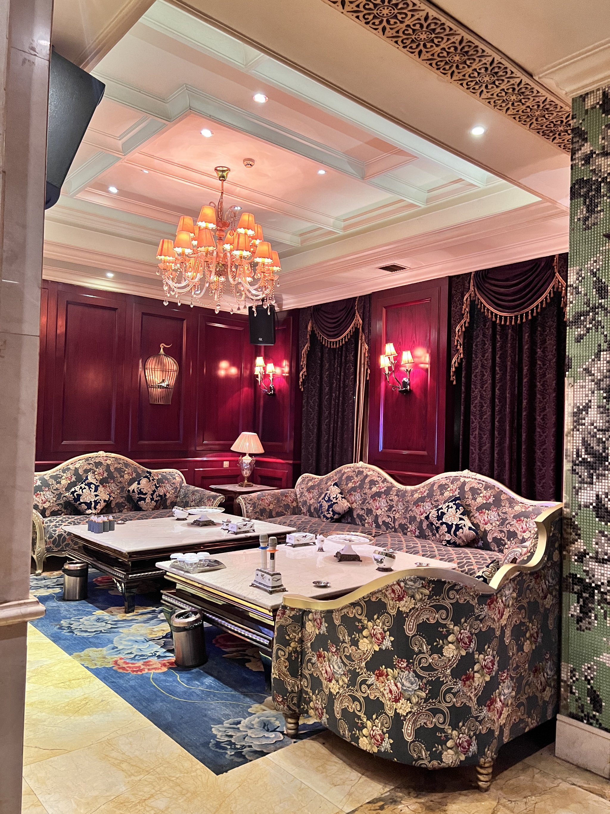 曲靖商务ktv最全攻略-罗平县ktv预订